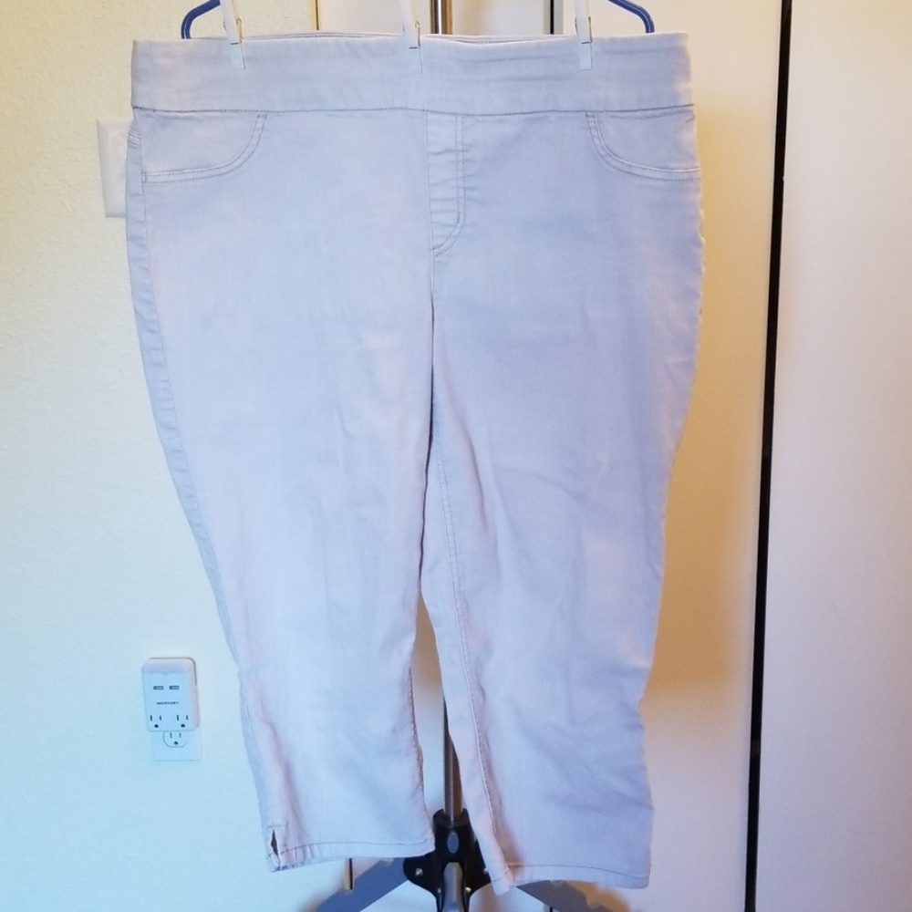 Chicos capris